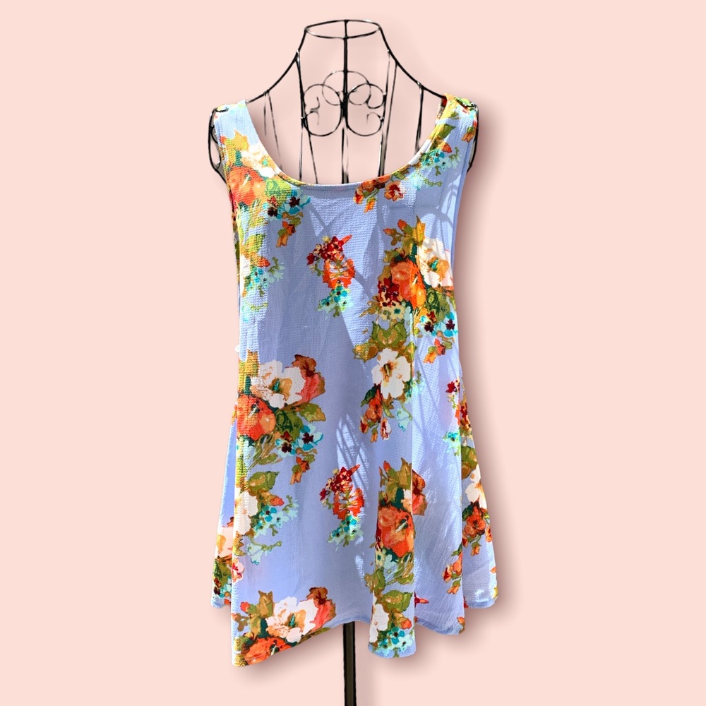 Floral boho flowy cross back tank tunic size large